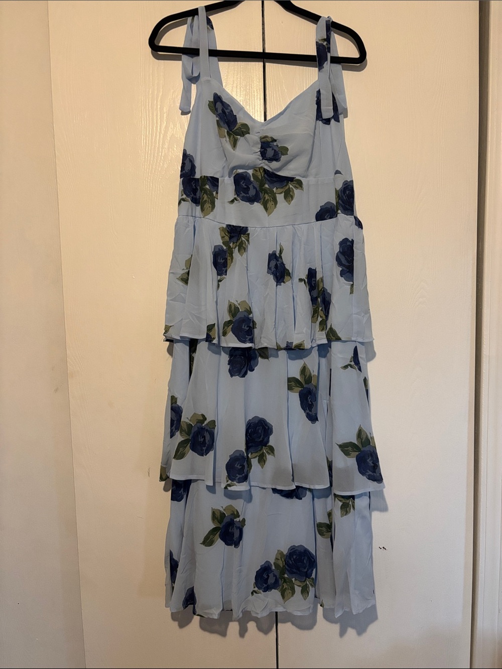 NWT Francesca's Collections Light Blue Midi Dress with Navy Floral Print